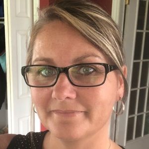 Meet your Posher, Pamela